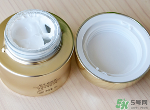 藍(lán)秀素顏霜怎么用？藍(lán)秀素顏霜使用方法