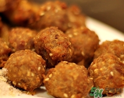 肉丸子怎么做有彈性？肉圓子怎么做比較Q彈？