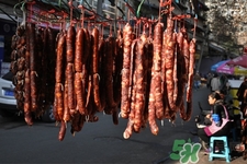 灌香腸配什么作料好吃？灌香腸需要放什么調(diào)料？