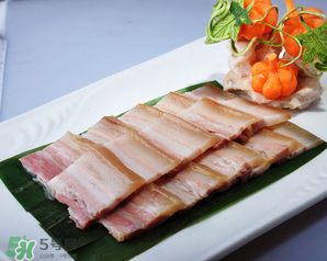 腌肉長毛了還能吃嗎？腌肉長綠毛了還能吃嗎？