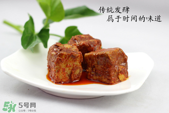霉豆腐發(fā)黑還能吃嗎？霉豆腐長黑點還能吃嗎？