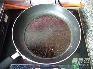 肉丸子可以用面粉嗎？肉丸子用什么粉？