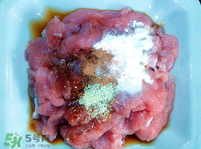 腌肉用什么粉？腌肉可以用面粉嗎？
