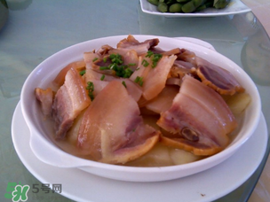 腌肉放什么酒？腌肉為什么要放酒？