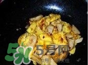 魚丸和雞蛋可以一起吃嗎？魚丸和雞蛋能不能同時吃？