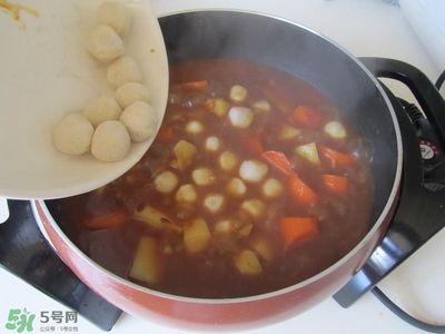 一斤魚(yú)可以做多少魚(yú)丸？一斤魚(yú)可以做幾個(gè)魚(yú)丸？