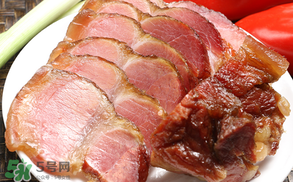 臘肉蒸什么菜好吃？蒸臘肉放什么材料好吃？