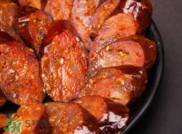 臘腸外面的皮是什么？臘腸皮是什么做的？