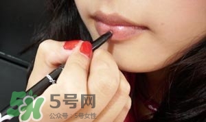 唇線筆可以當(dāng)口紅嗎？唇線筆和口紅的區(qū)別？