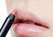 唇線筆可以當眼線筆嗎？唇線筆怎么當眼線筆？