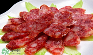 香腸煮還是蒸？香腸煮好吃還是蒸好吃？