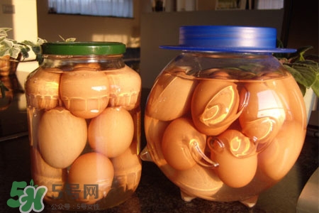 腌雞蛋用什么容器好？腌咸雞蛋用什么容器？