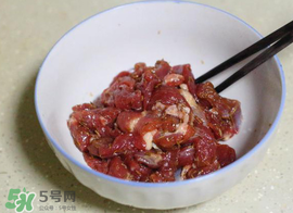 ?羊肉腌制多長時間？羊肉怎么腌才嫩？