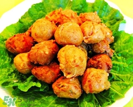 豆腐丸子散了怎么辦？豆腐丸子怎么做不散？