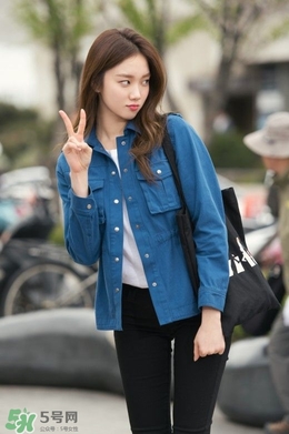 李圣經(jīng)的衣服什么牌子？李圣經(jīng)衣服同款