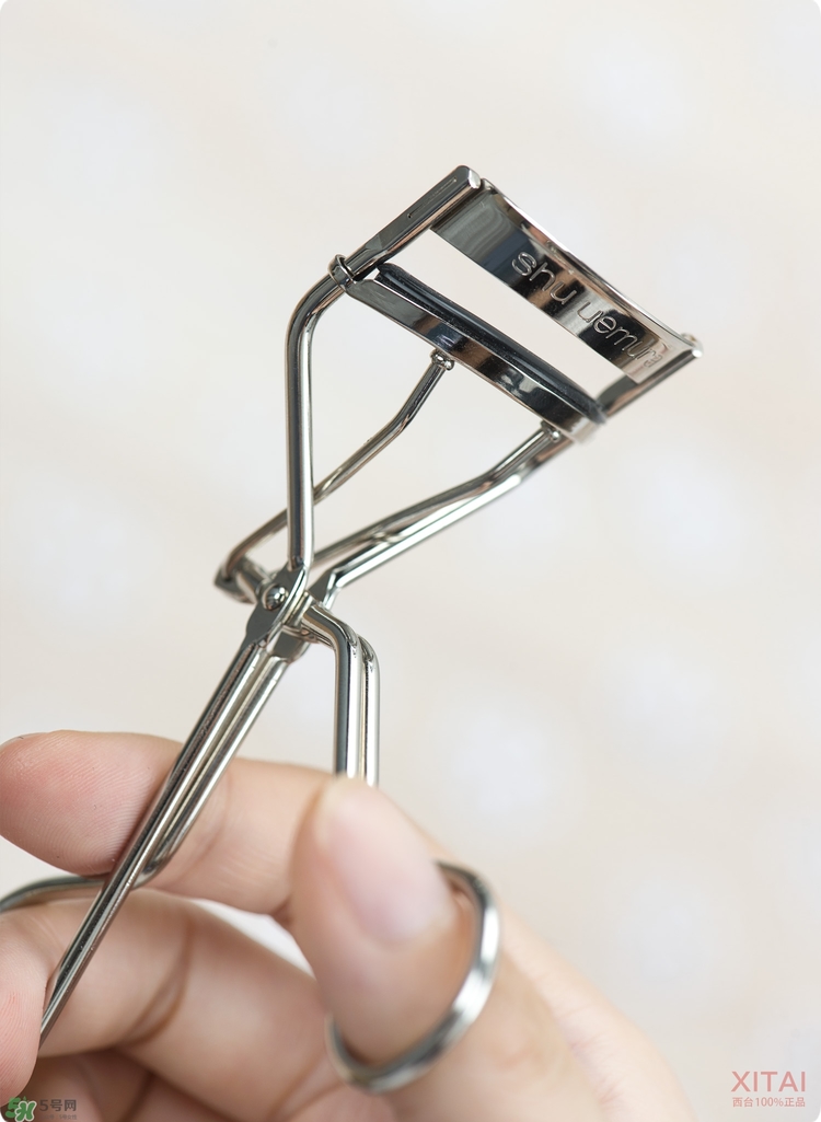 植村秀睫毛夾好用嗎？植村秀睫毛夾怎么用