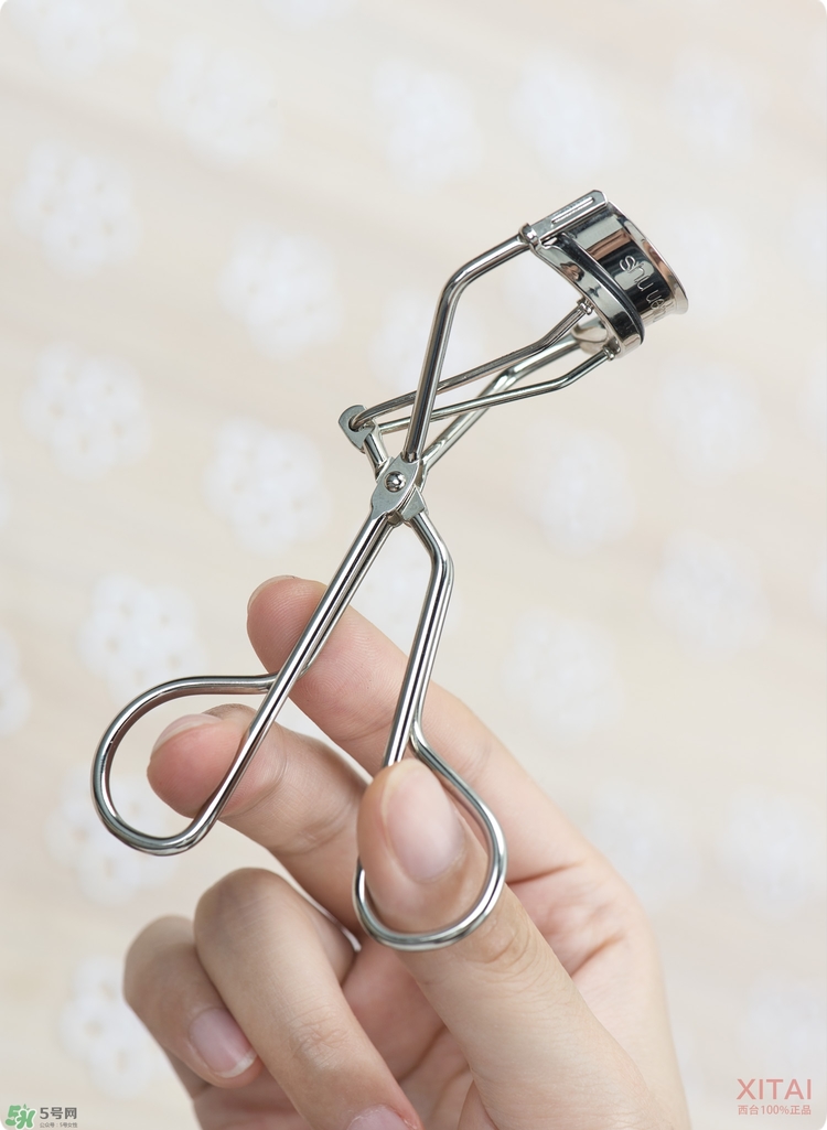 植村秀睫毛夾好用嗎？植村秀睫毛夾怎么用