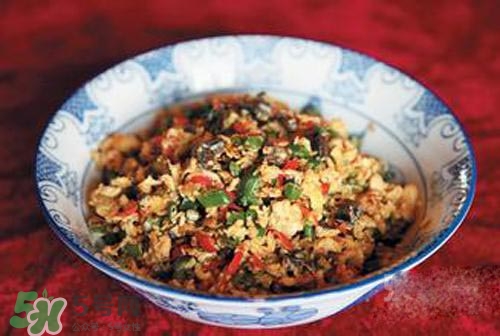 黃鱔可以和雞蛋一起吃嗎？黃鱔和雞蛋怎么一起吃？