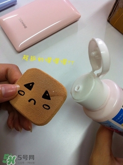 洗潔精可以清洗粉撲嗎？洗潔精可以把粉撲清洗干凈嗎？