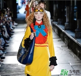2017年衣服流行什么顏色？2017年衣服流行色