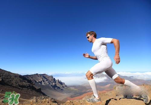 跑步岔氣還能繼續(xù)跑步嗎？為什么跑步會(huì)岔氣？