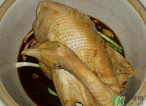 腌雞肉用什么調(diào)料？雞肉用什么腌制？