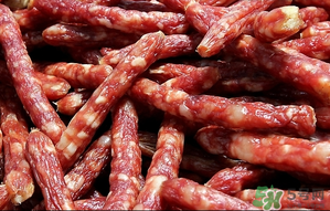 香腸有哈喇味如何去除？香腸有哈喇味能吃嗎？