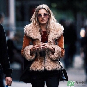 2017年流行什么大衣？2017年流行大衣顏色款式