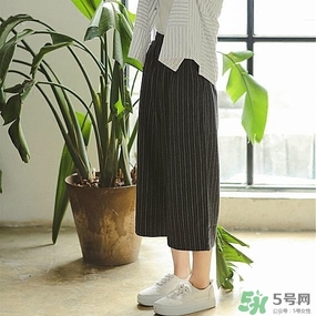 2017年流行什么褲子？2017年褲子流行顏色和搭配