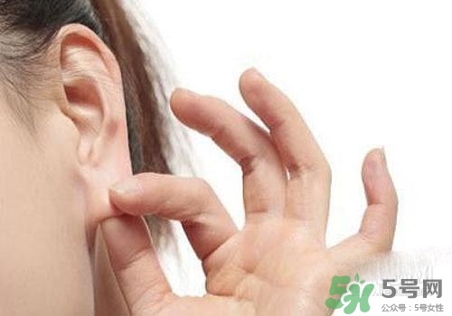 冬天耳朵長(zhǎng)凍瘡怎么辦？怎么預(yù)防冬天耳朵長(zhǎng)凍瘡？