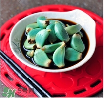 臘八蒜用什么醋好？臘八蒜用陳醋還是白醋？