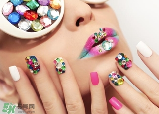 2017年指甲流行什么顏色？2017年流行什么指甲？