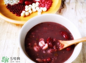 寶寶可以吃臘八粥嗎？寶寶多大可以吃臘八粥？