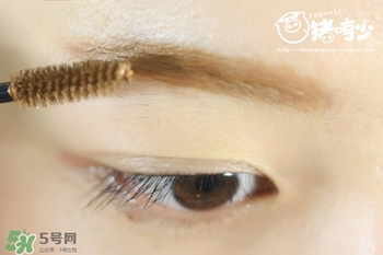 kiss me染眉膏怎么用？kiss me染眉膏使用方法