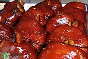 臘豬腳燉什么好吃？臘豬蹄燉什么好吃？