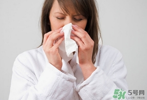 懷孕7個(gè)月感冒發(fā)燒對(duì)胎兒有影響嗎? 懷孕7個(gè)月感冒發(fā)燒對(duì)胎兒有影響嗎?