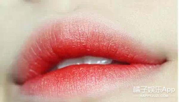 反咬唇妝怎么畫？反咬唇妝畫法圖解