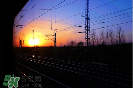 2017春運(yùn)高鐵會漲價(jià)嗎？2017春運(yùn)動車會漲價(jià)嗎？