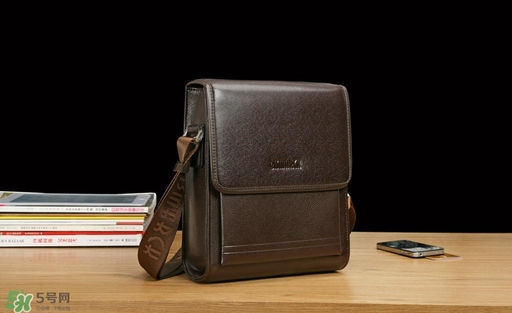 李溪芮包包什么牌子？李溪芮同款包包