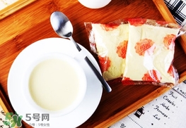 豆奶粉的營養(yǎng)價值 豆奶粉的功效與作用及食用禁忌 豆奶粉的營養(yǎng)價值 豆奶粉的功效與作用及食用禁忌