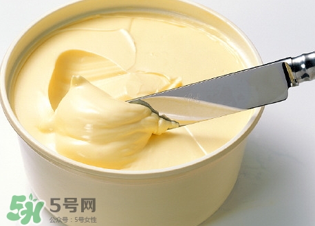人造奶油的危害有哪些?人造奶油對(duì)身體有害嗎? 人造奶油的危害有哪些?人造奶油對(duì)身體有害嗎?