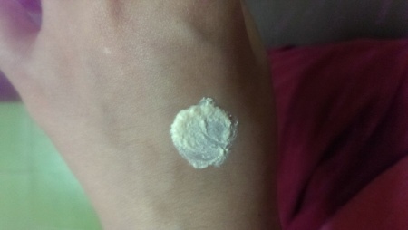 嬌韻詩(shī)妊娠紋霜搓泥怎么辦？嬌韻詩(shī)撫紋身體霜搓泥