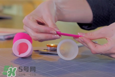 月經(jīng)杯傷身體嗎？月經(jīng)杯對(duì)身體有影響嗎？