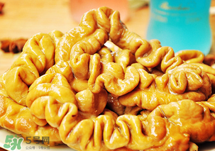 豬大腸有疙瘩能吃嗎？豬大腸長疙瘩是怎么了？