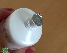 瓷肌洗面奶怎么樣？瓷肌洗面奶好用嗎？