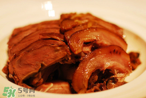 鹵豬頭肉多少錢一斤？醬鹵豬頭肉多少錢一斤？