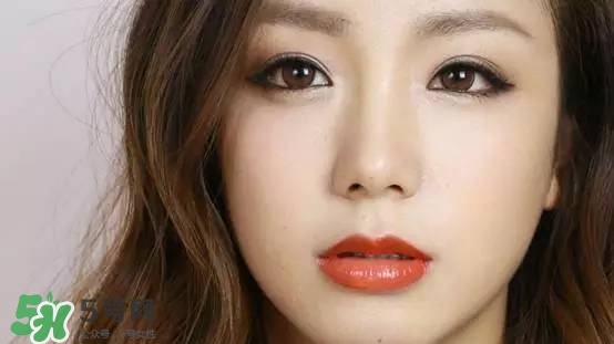 阿瑪尼小胖丁唇釉色號 阿瑪尼小胖丁試色 阿瑪尼小胖丁唇釉色號 阿瑪尼小胖丁試色