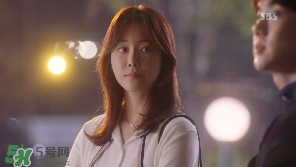 徐玄振口紅什么牌子？徐玄振同款口紅