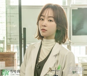 徐玄振妝容怎么化？徐玄振仿妝教程