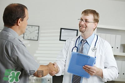 抽煙對眼睛有影響嗎？平時怎么保養(yǎng)眼睛